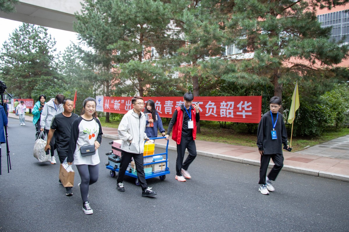 IMG_9827.jpg IMG_9827.jpg