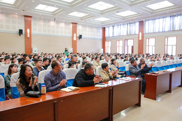 时代楷模曲建武教授来我院作专题报告