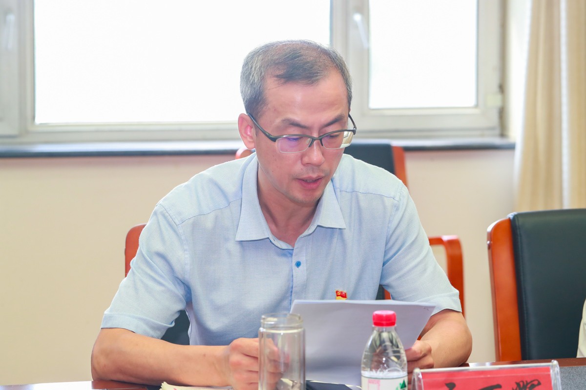 B11I5093.jpg B11I5093.jpg