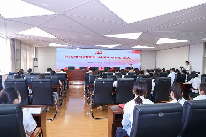 B11I3736.jpg B11I3736.jpg