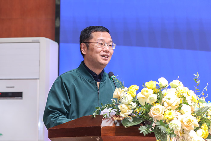 B11I8210.jpg B11I8210.jpg