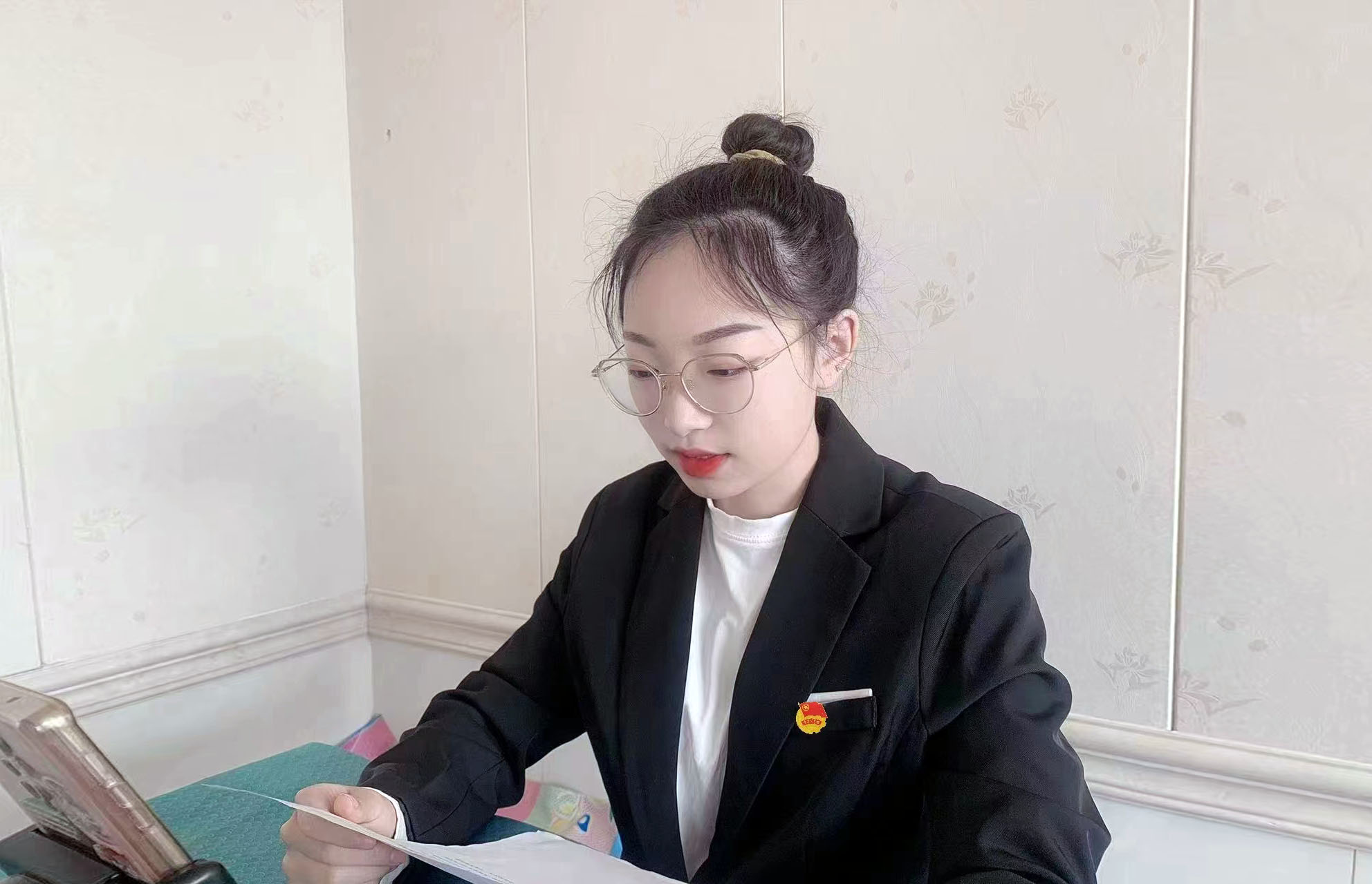 4带领大家学习团员的权利和义务.jpg 4带领大家学习团员的权利和义务.jpg