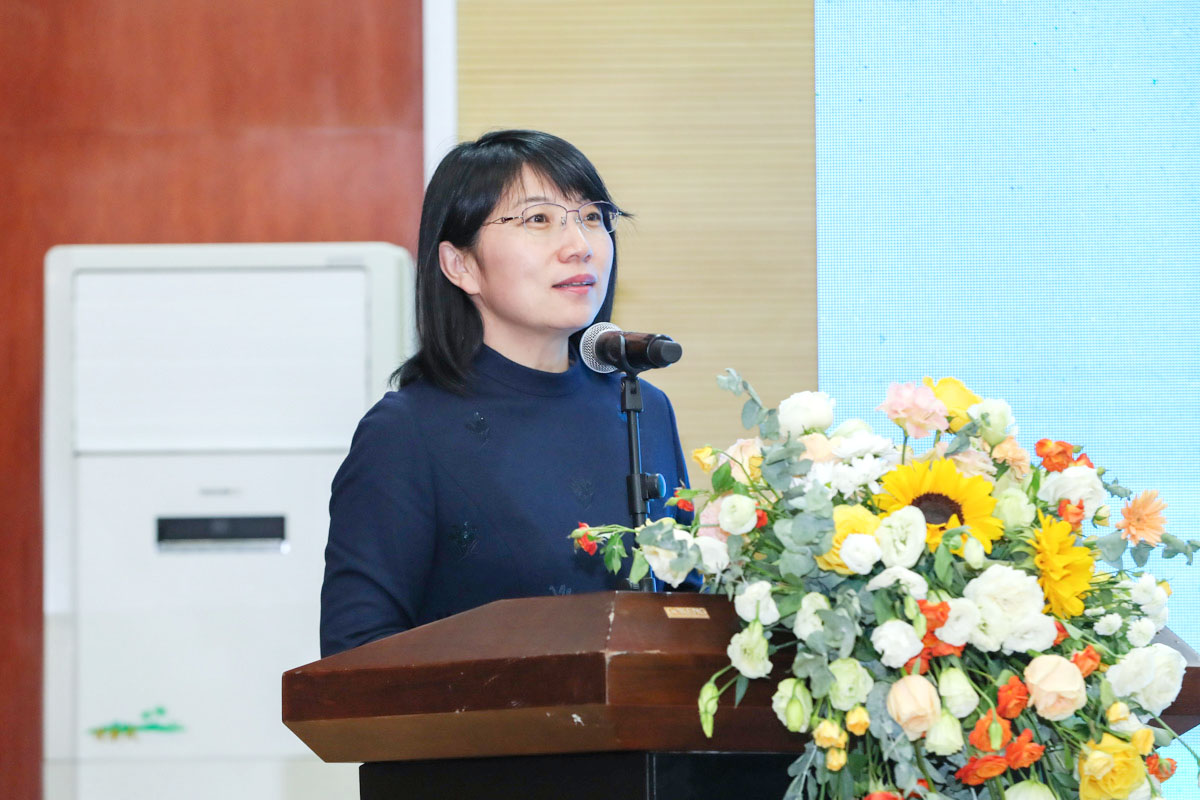 B11I1324.jpg B11I1324.jpg