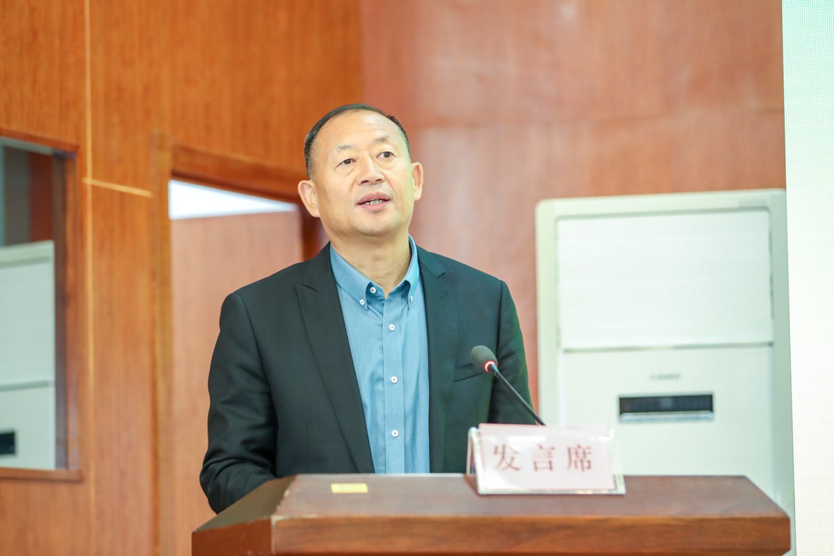 B11I0687.jpg B11I0687.jpg