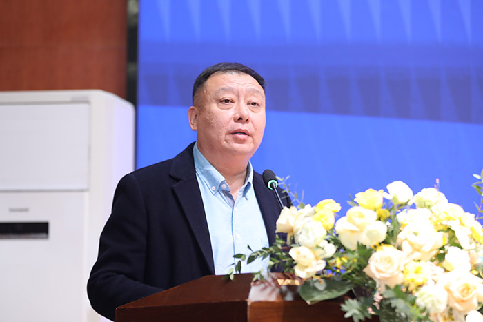 B11I8215.jpg B11I8215.jpg