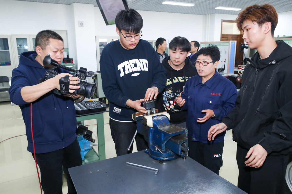 B11I1656.jpg B11I1656.jpg