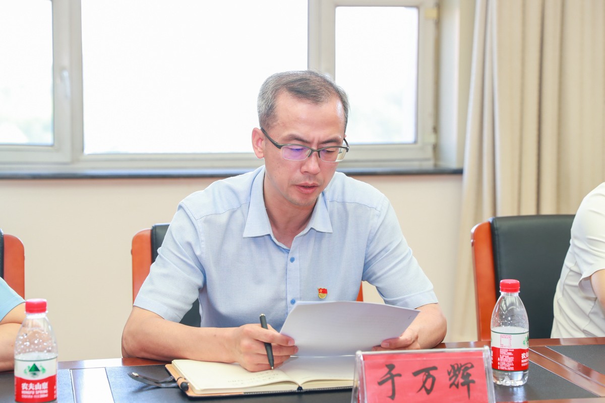 B11I0135.jpg B11I0135.jpg