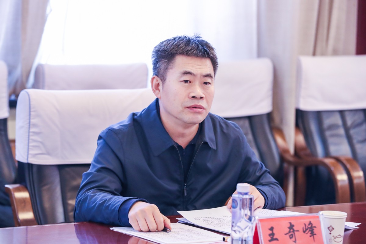 B11I1149.jpg B11I1149.jpg