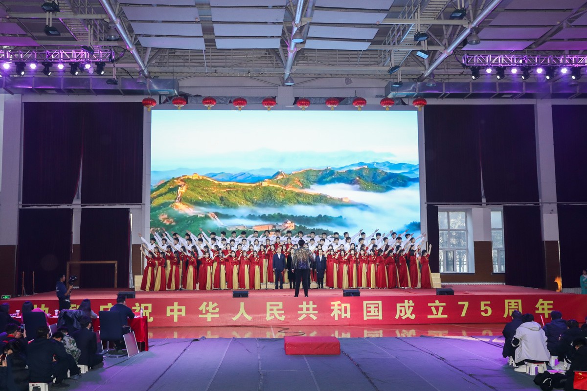 新闻图-8960.jpg 新闻图-8960.jpg