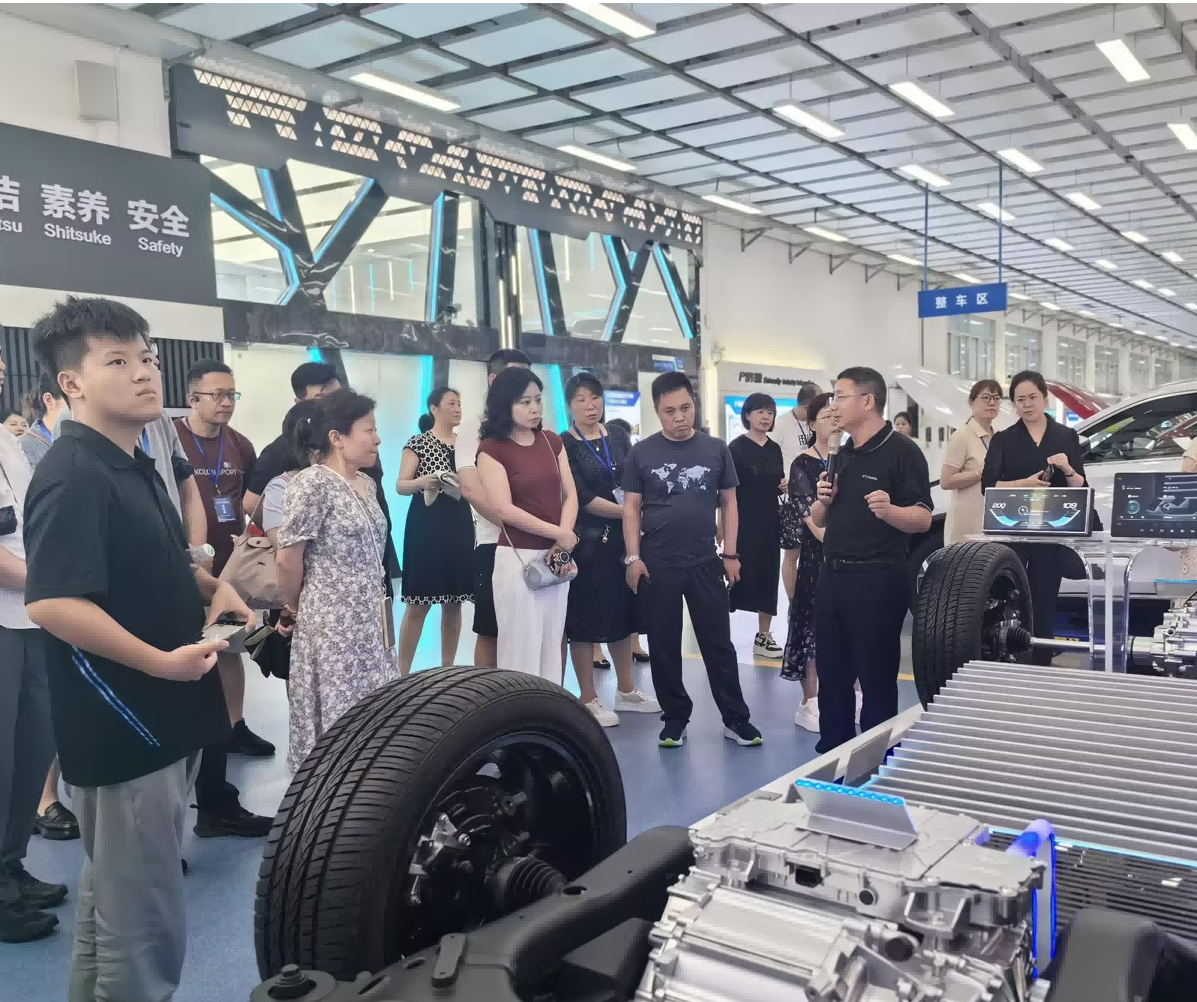 参观深圳职业技术大学比亚迪产业学院.png 参观深圳职业技术大学比亚迪产业学院.png