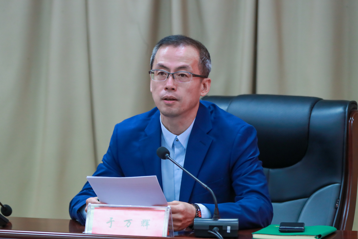 B11I9743.jpg B11I9743.jpg