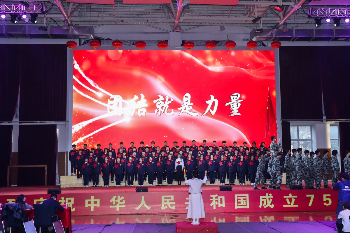 新闻图-8841.jpg 新闻图-8841.jpg