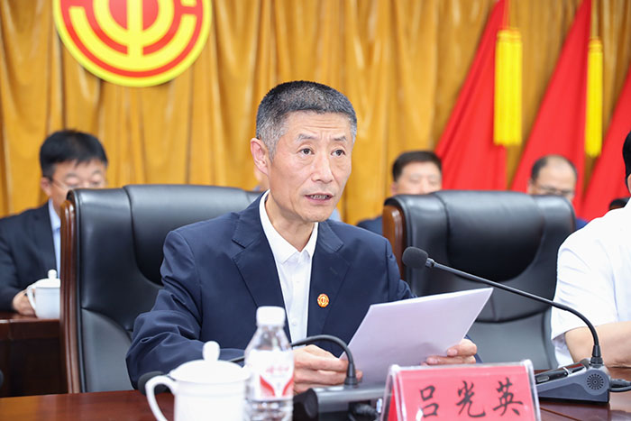 B11I6970.jpg B11I6970.jpg