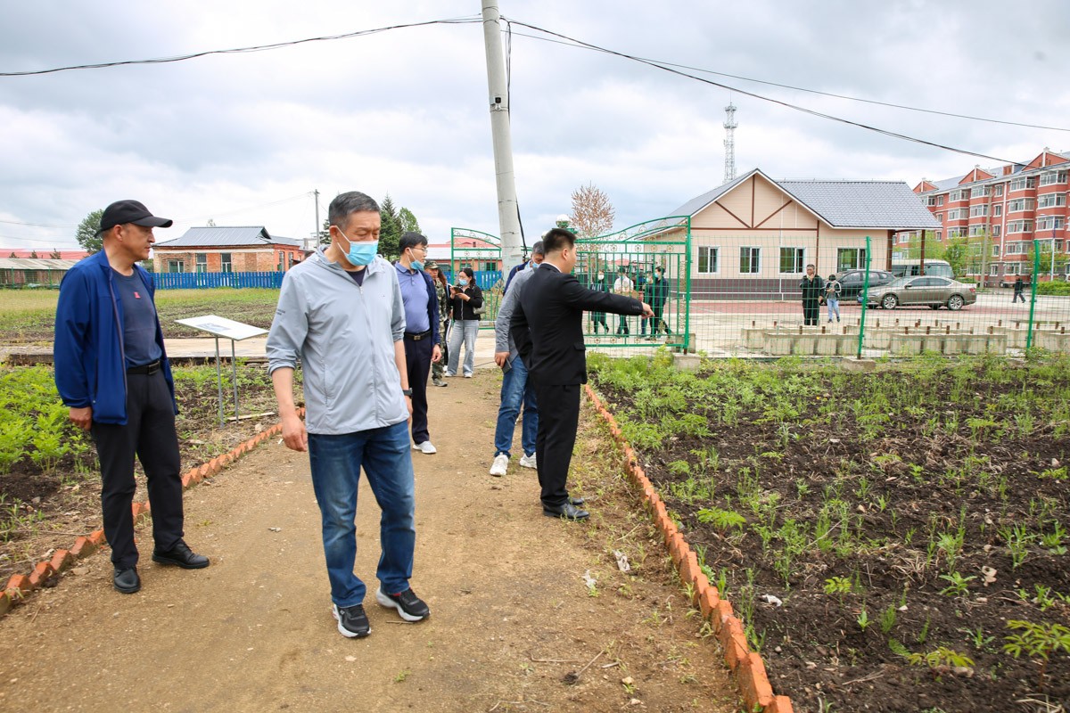 BL1A5051.jpg BL1A5051.jpg