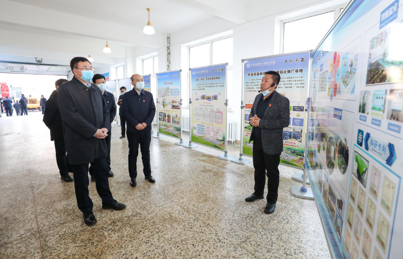 省委副书记陈海波到我院调研