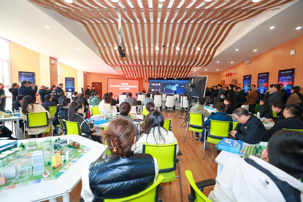 B11I9647.jpg B11I9647.jpg