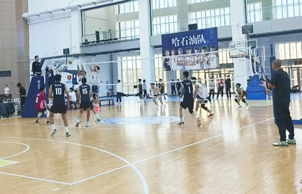 男队比赛中.jpg