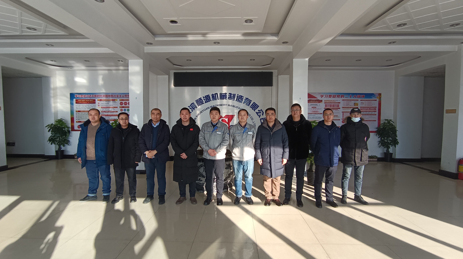 f1583fda76f09ea1071a8ca31832e37.jpg f1583fda76f09ea1071a8ca31832e37.jpg