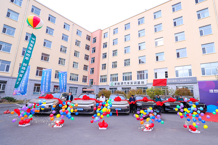 B11I8342.jpg B11I8342.jpg