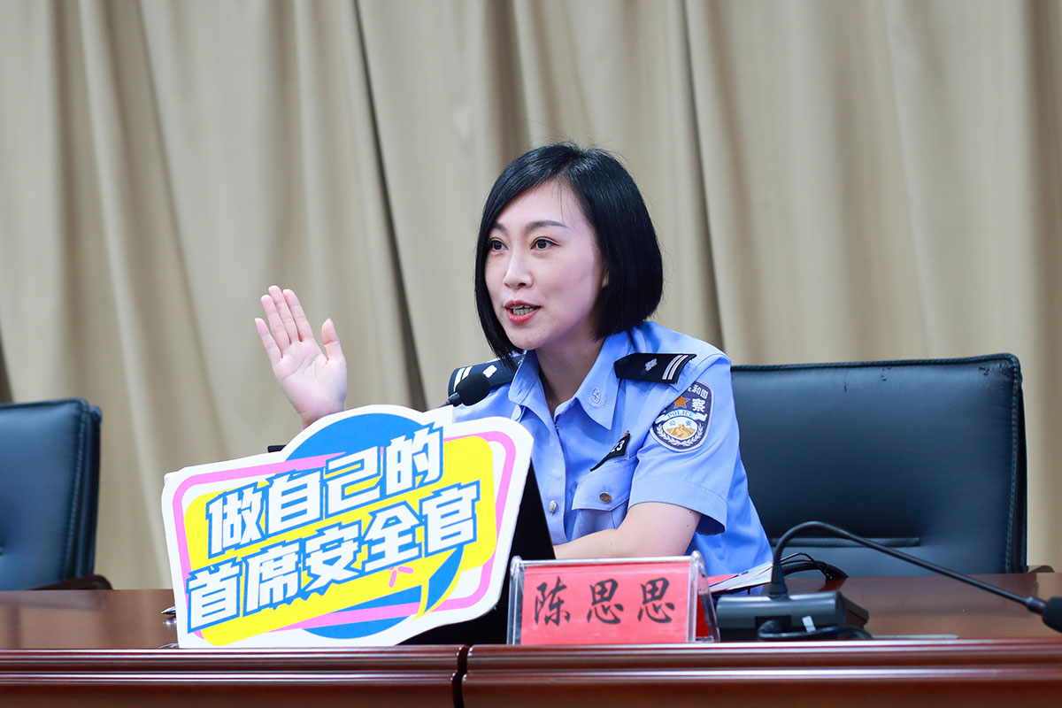 B11I6010.jpg B11I6010.jpg