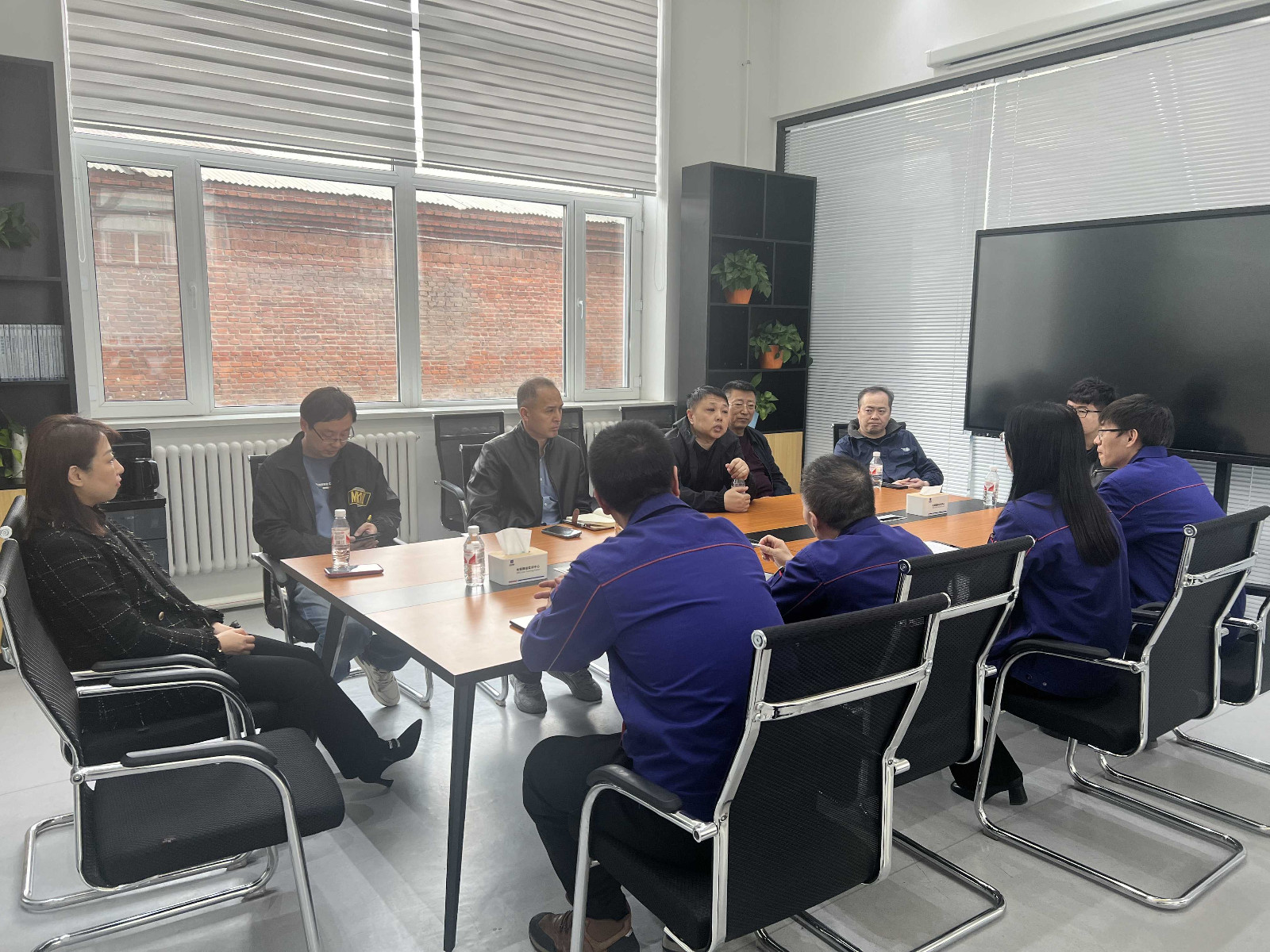 照片3.jpg 照片3.jpg