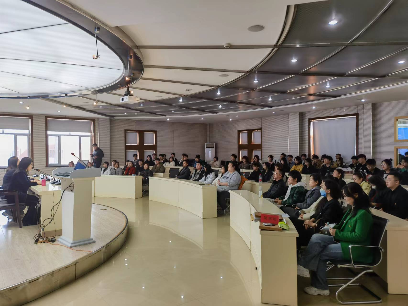 GZ048智慧物流(学生赛)赛项照片2.jpg GZ048智慧物流(学生赛)赛项照片2.jpg