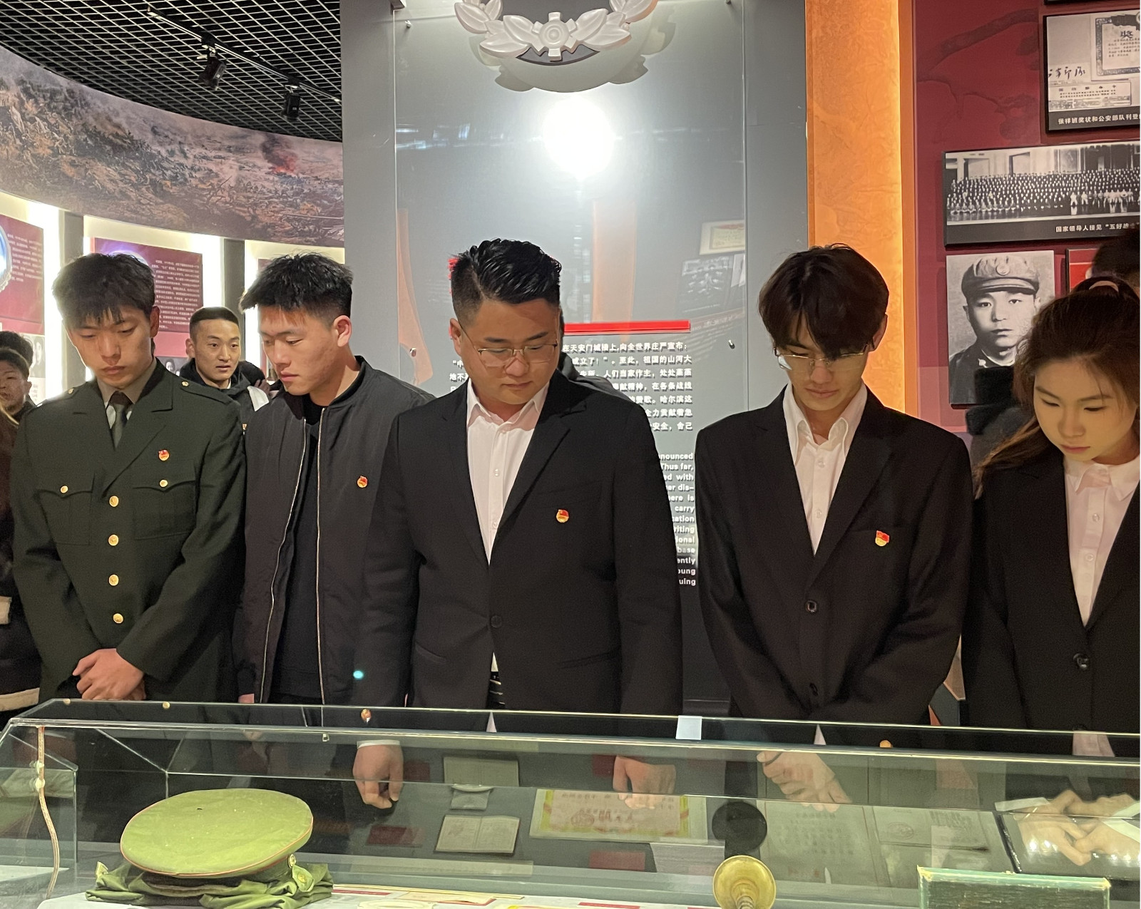 图片12.jpg 图片12.jpg