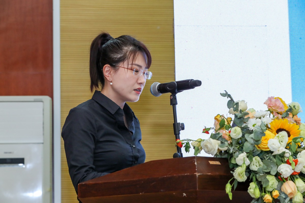 B11I1574.jpg B11I1574.jpg